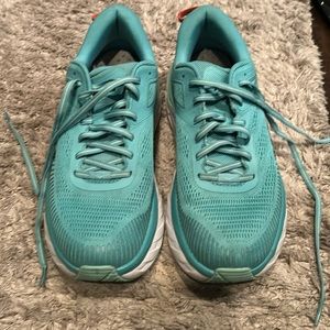 HOKA bondi 7 woman’s 8.5 US